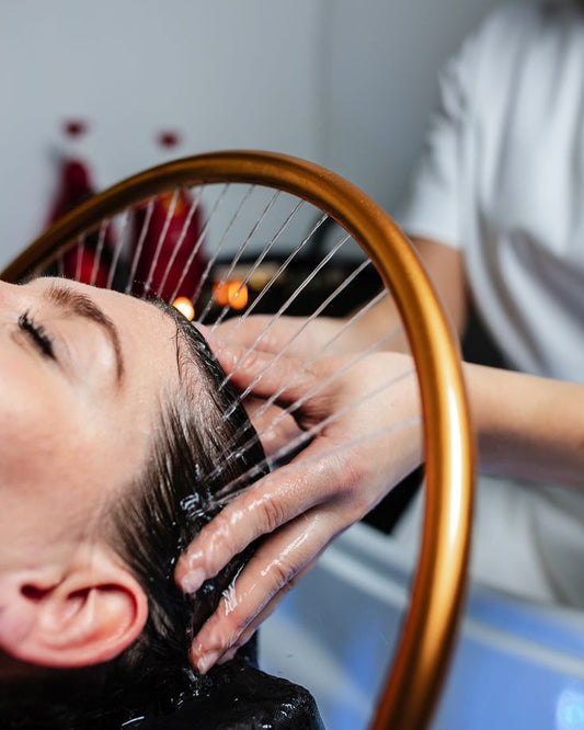 Scalp Glow Treatment- Für neue Stärke vom Ansatz aus